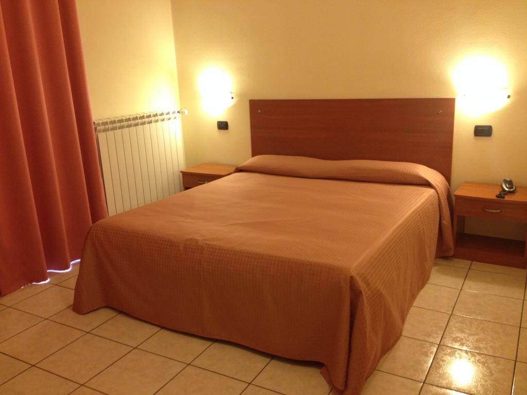 Hotel Belforte Varese Pokój zdjęcie