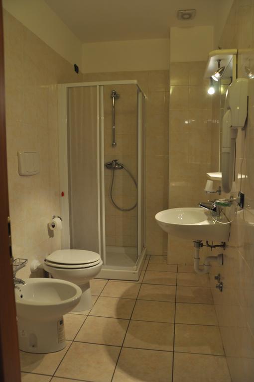 Hotel Belforte Varese Zewnętrze zdjęcie