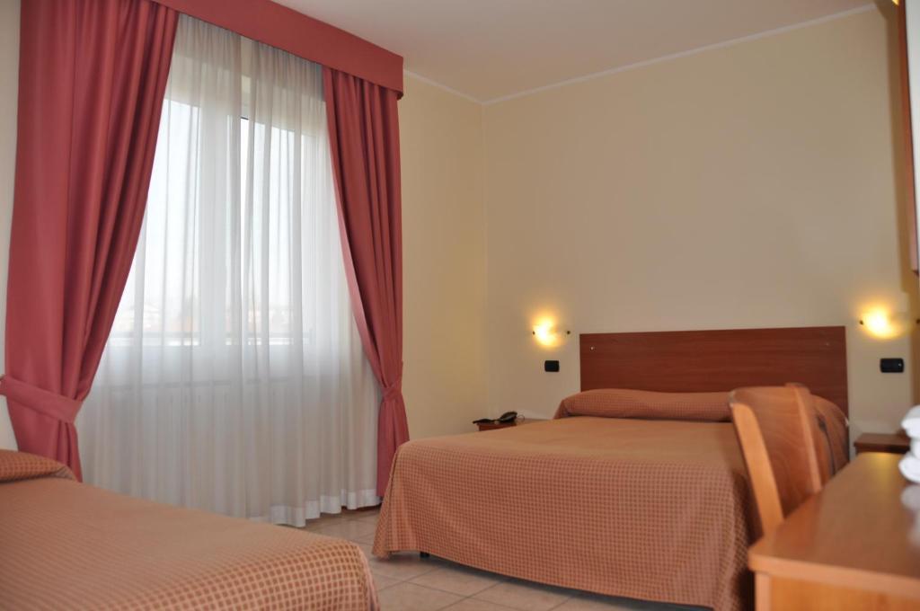 Hotel Belforte Varese Pokój zdjęcie
